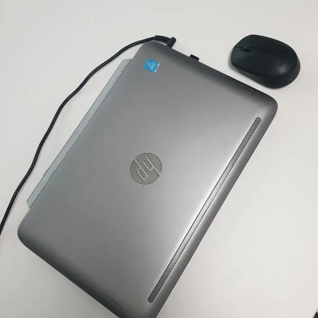 HP Split 13 x2 노트북 판매합니다.