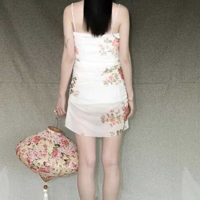 MIAE미애 White flower mini dress