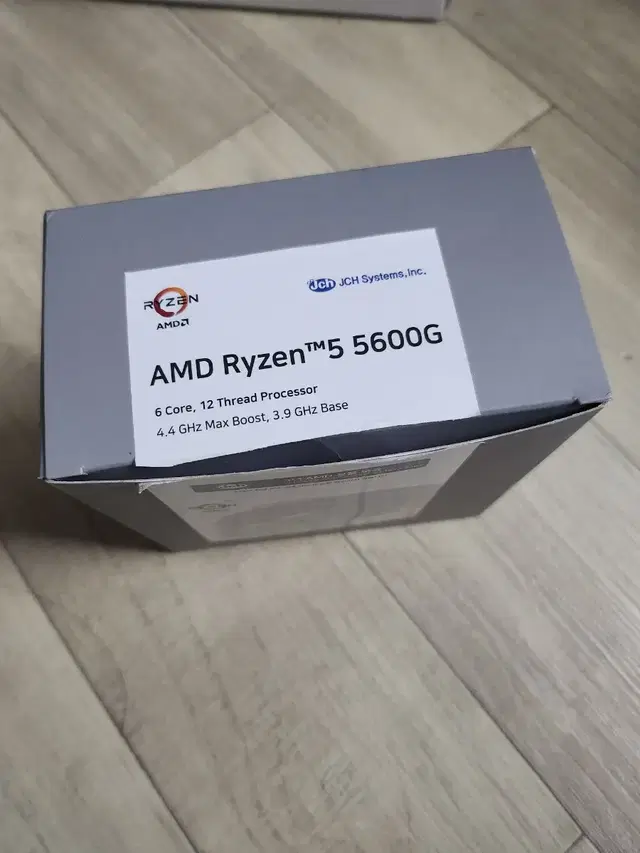 AMD 라이젠5 5600G 기본쿨러