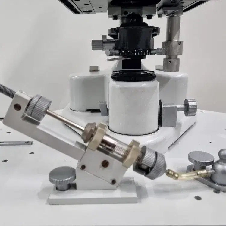 LEITZ WETZLAR GERMANY Microscope 현미경.