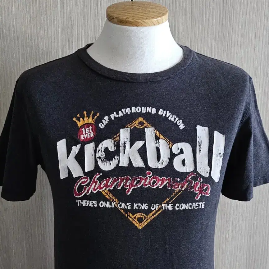 갭 Gap Vintage Kickball 남자 아치 로고 반팔 티셔츠