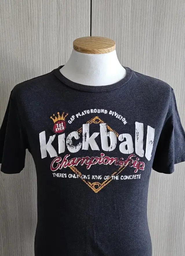 갭 Gap Vintage Kickball 남자 아치 로고 반팔 티셔츠