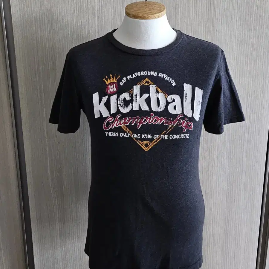 갭 Gap Vintage Kickball 남자 아치 로고 반팔 티셔츠