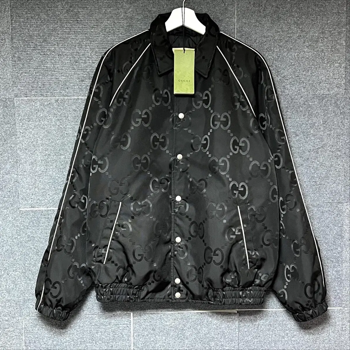 -Song of the day- [Department store version of new products] Gucci Jumbo GG Windbreaker