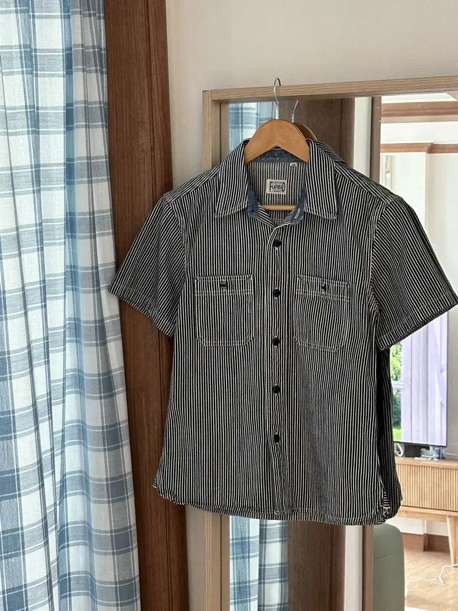 The Flathead Hickory Walk Short Sleeve Shirt 38