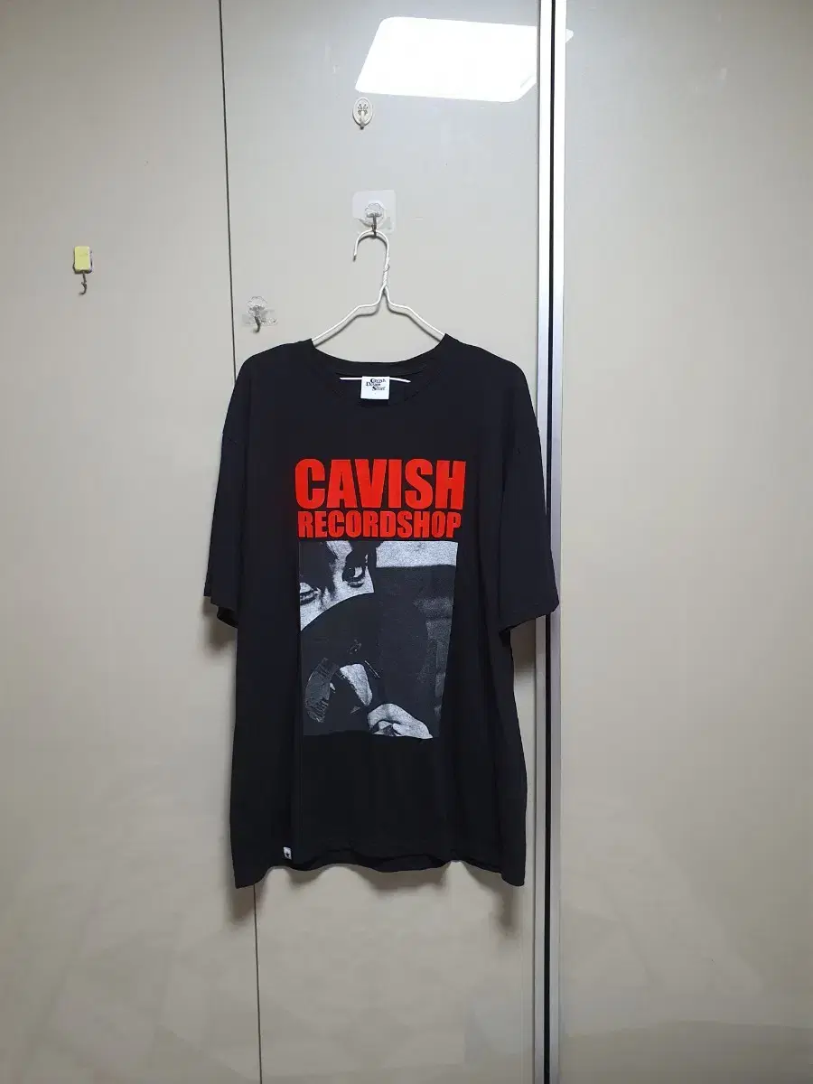 CAVISH DESIGN SELLER  반팔티셔츠(L)