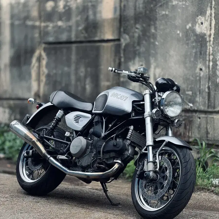 두카티 GT1000 DUCATI GT1000