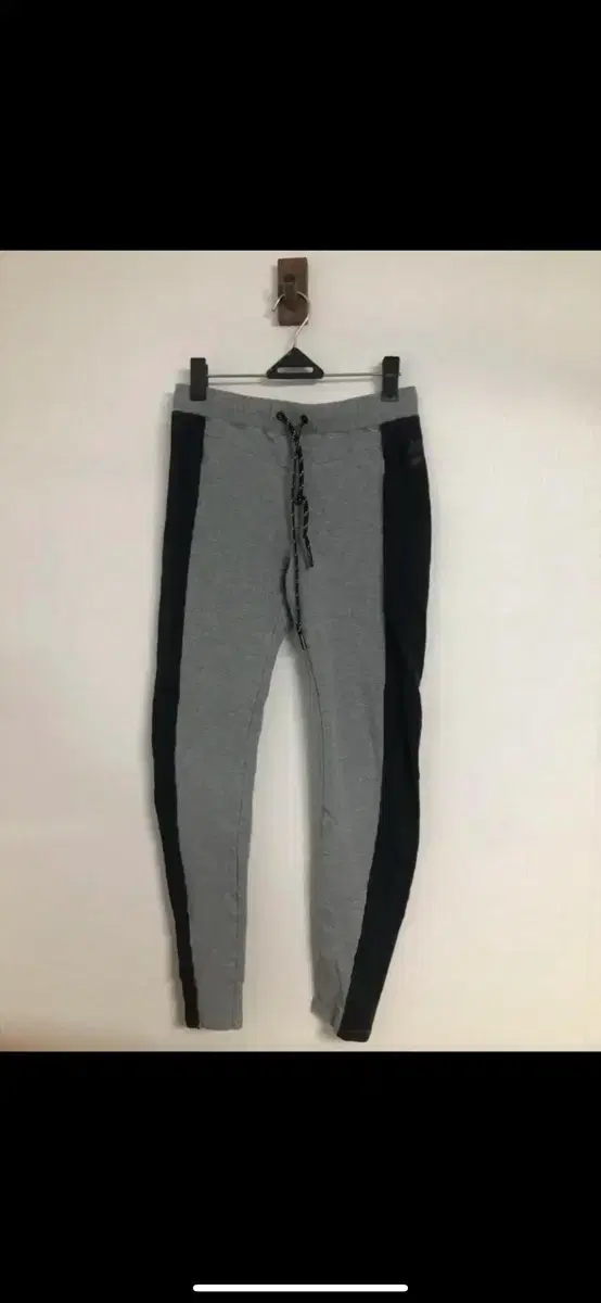 (26-27) Nike Women's Legging Pants