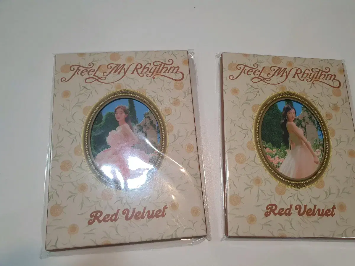 Red Velvet Postcard (FEEL MY RHYTHM)