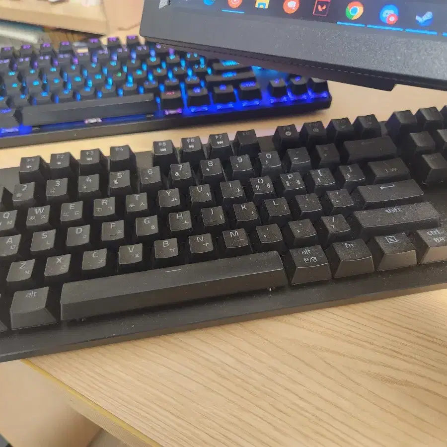 (급처)레이저 헌츠맨 V2 TKL