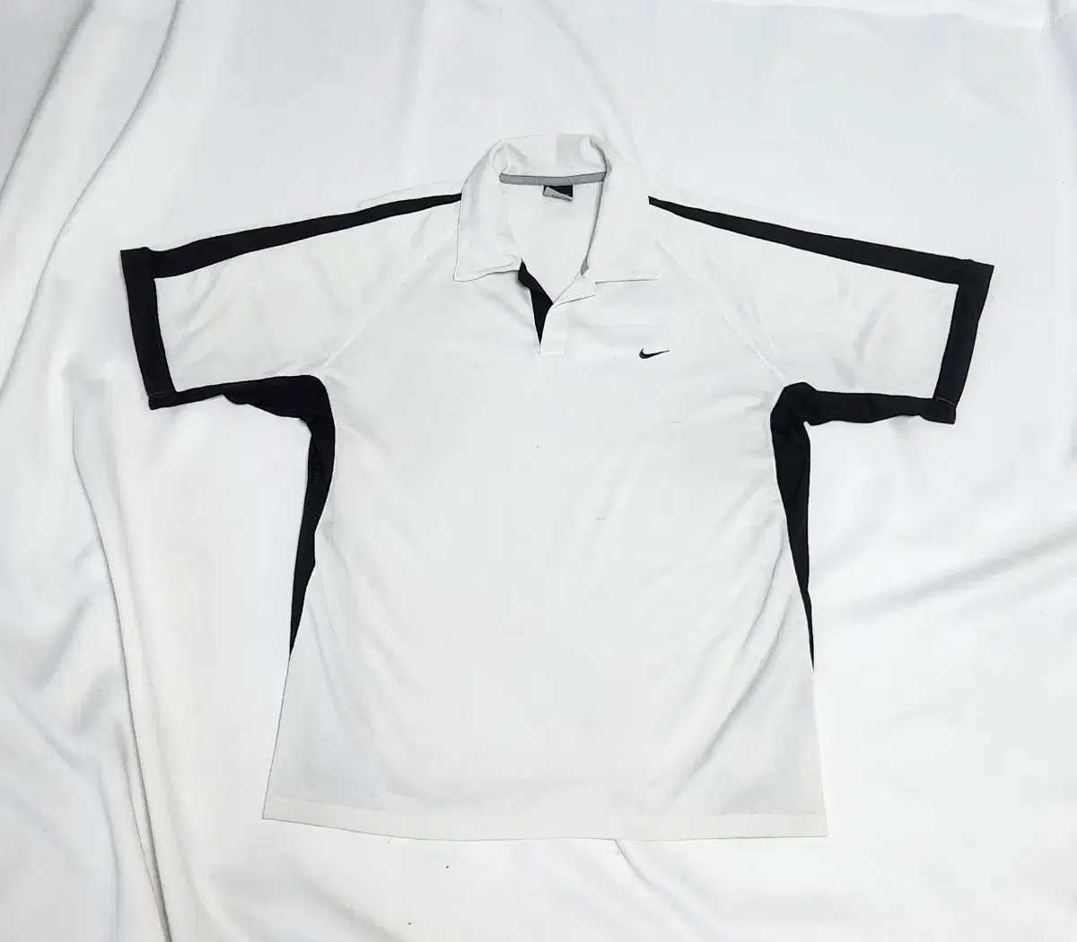 Nike White Sword Training Jersey Short Sleeve Tee Blockcore