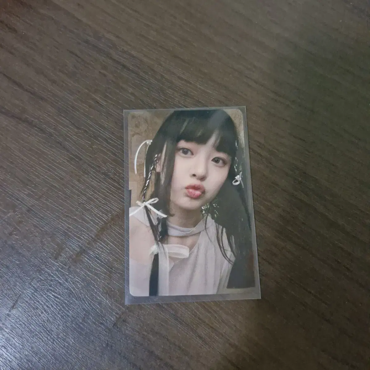 New Jeans hanni photocard yizhiyu 2nd transfer