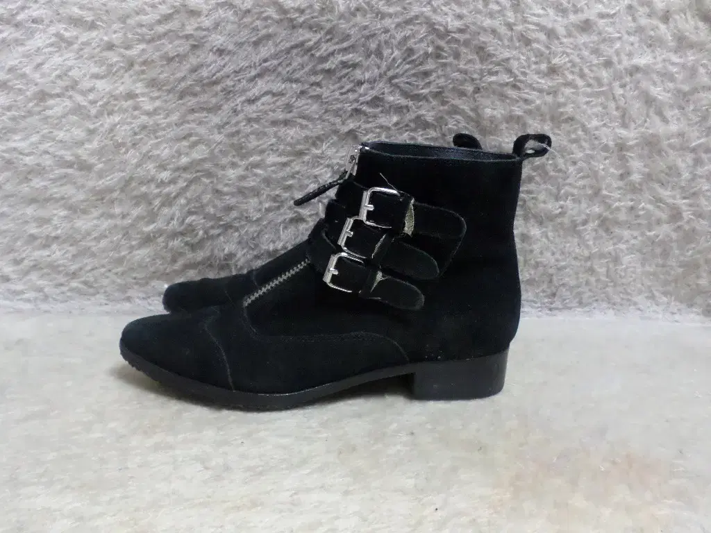 LEW Luck Guess 230-235 Alexander Wang Boots Walker Used Shoes