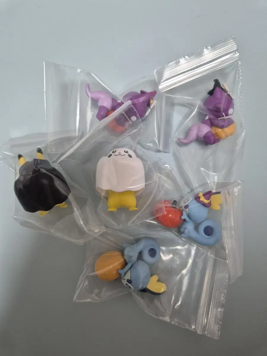 Pokémon Halloween Gacha