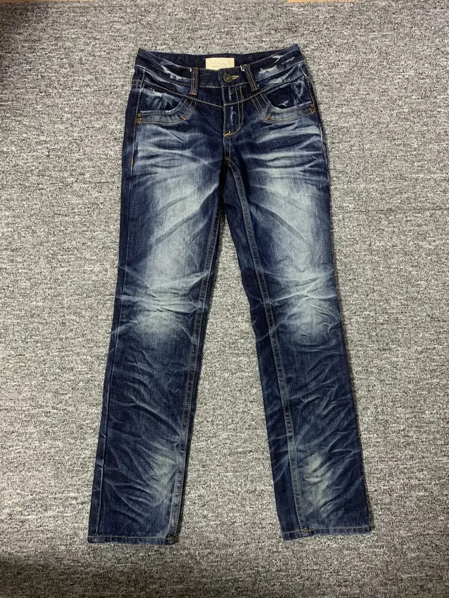 Y2K Lolita jeans