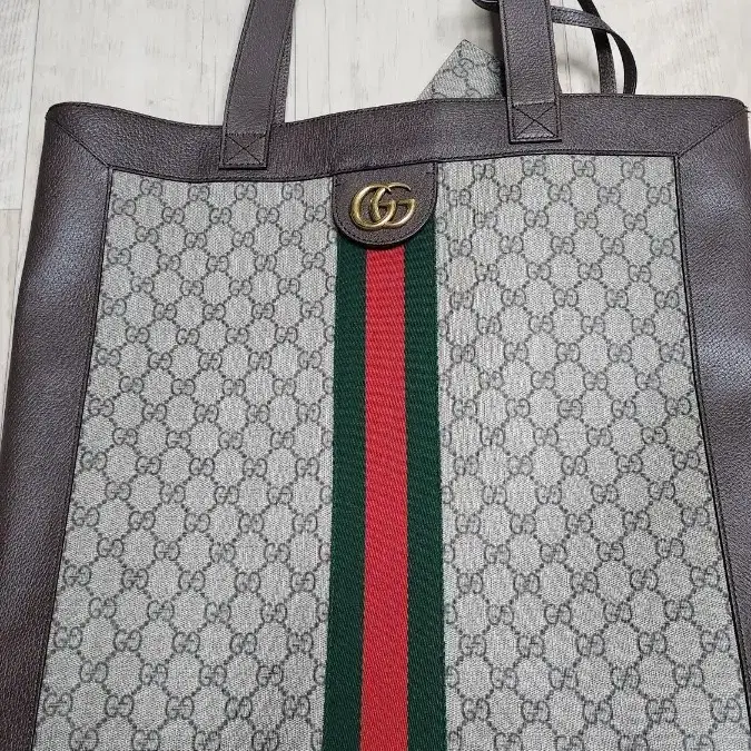 GUCCI(USED) 구찌 오피디아 GG로고 수프림 라지 토트백