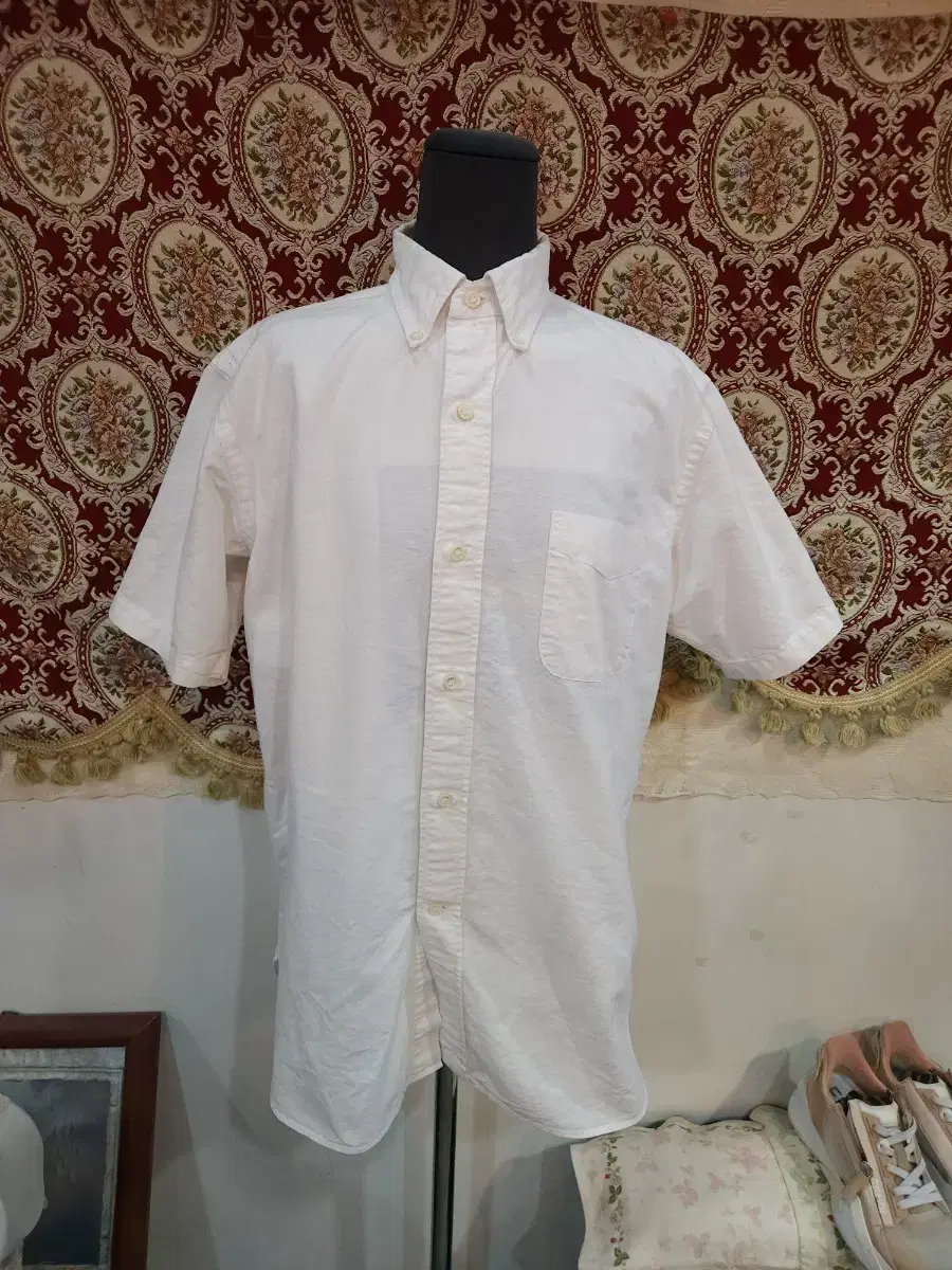 Sugarcane White Oxford Short Sleeve Shirt