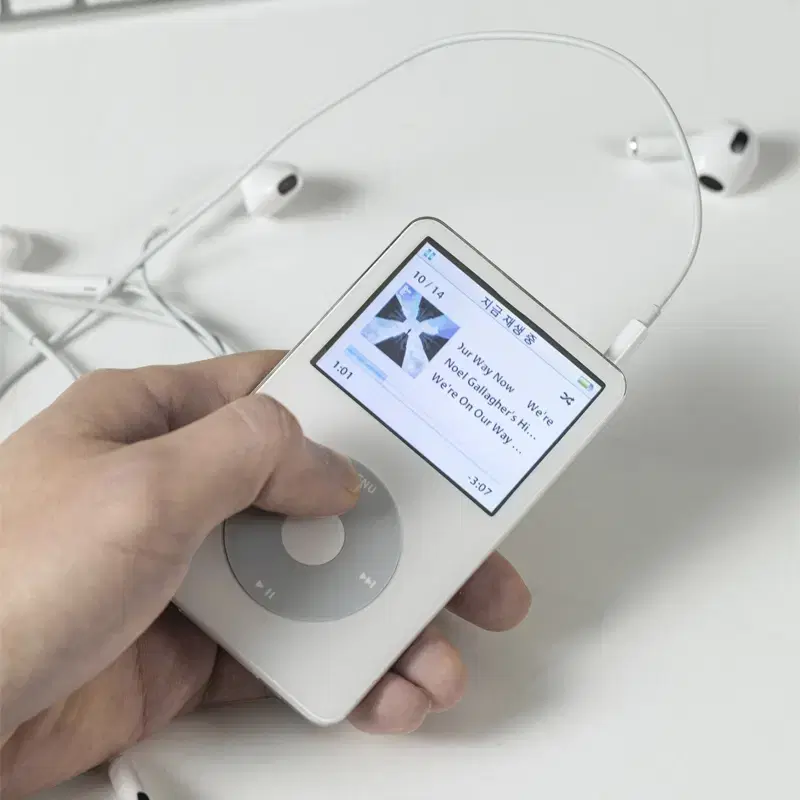 iPod Classic 5세대 80GB (우유팟)