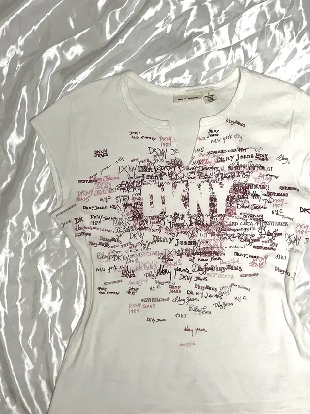 DKNY 빈티지 반팔