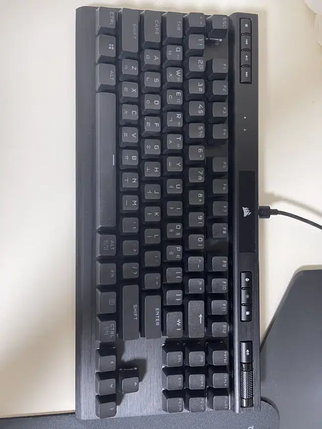 커세어 k70 tkl 적축