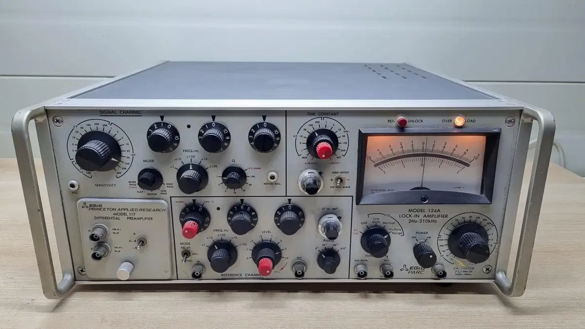 Eg&g model 124A lock-in amplifier.