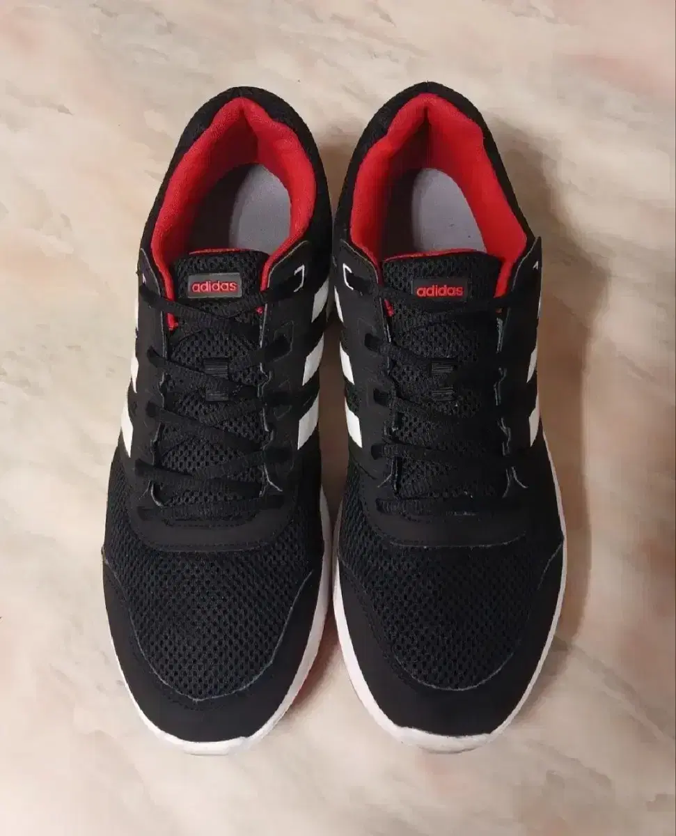 Sepatu Running H04622 Adidas Air Jordan Retro Chrome Size 11 Nike