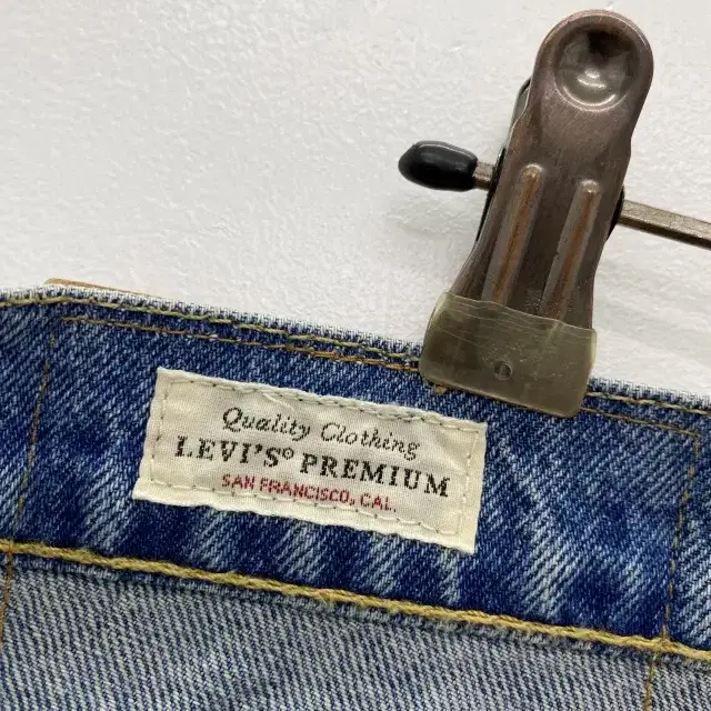 22 LEVIS PREMIOM HI-BALL  36