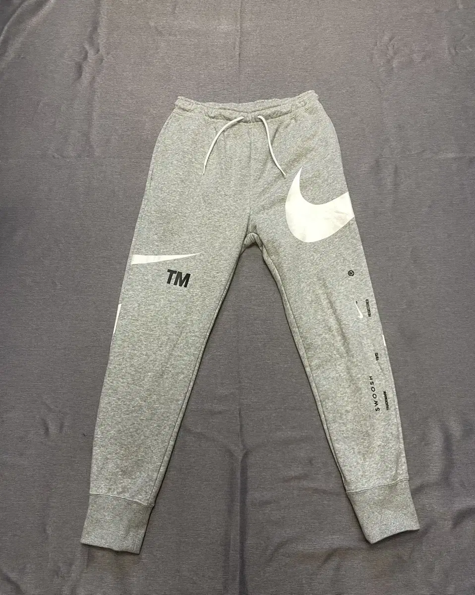 Nike SBB Swoosh Pants size M