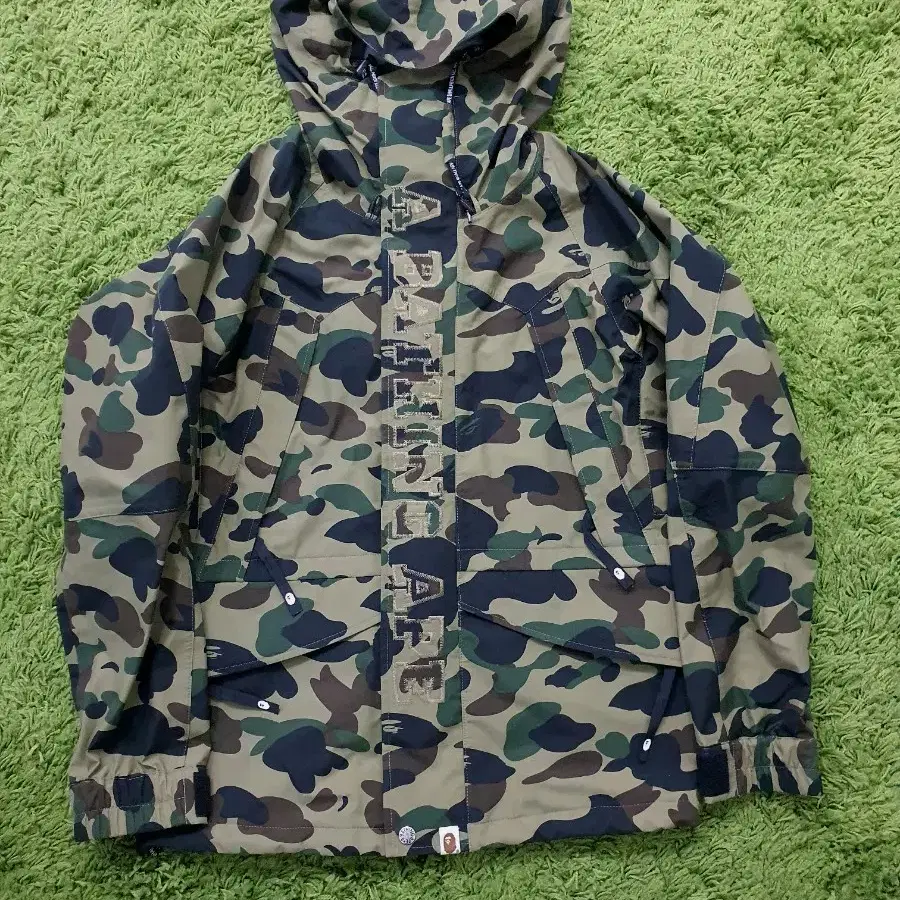 bape 고어텍스자켓 M