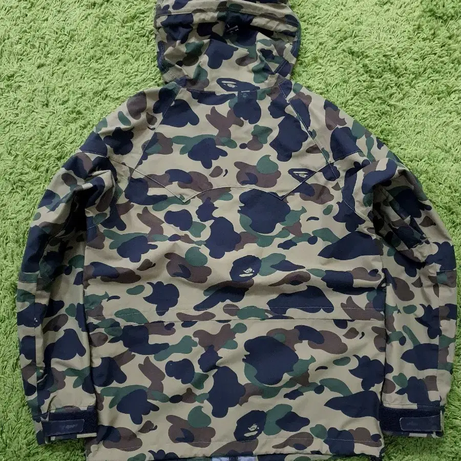 bape 고어텍스자켓 M