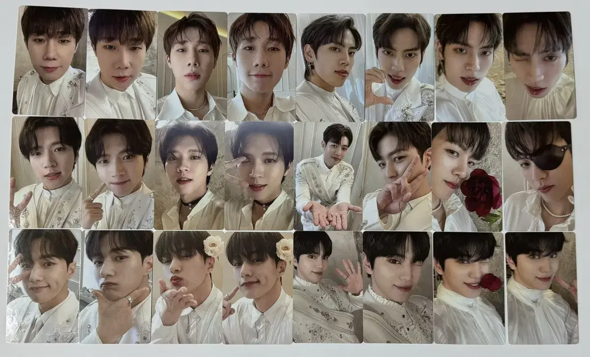 Infinite poster photocard