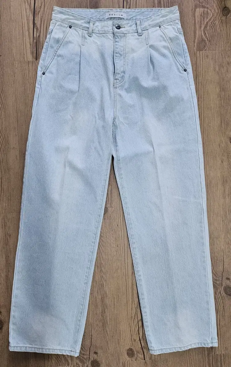 Non-slouchy soft jeans