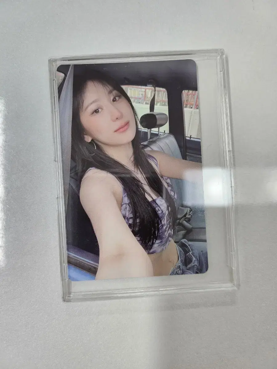 Chaeyeon Lee don't broadcast gongbang photocard wts does.