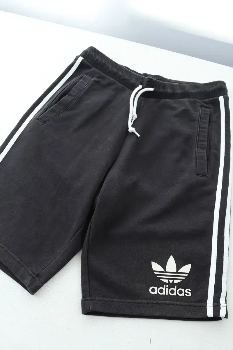 (L) Adidas Vahn Pants Black Banded Tricolor Training - E71