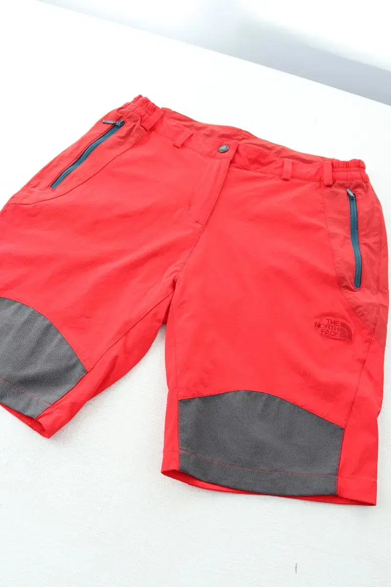 W(S) North Face Shorts Pants Red Banding Hiking Limited Edition-E76