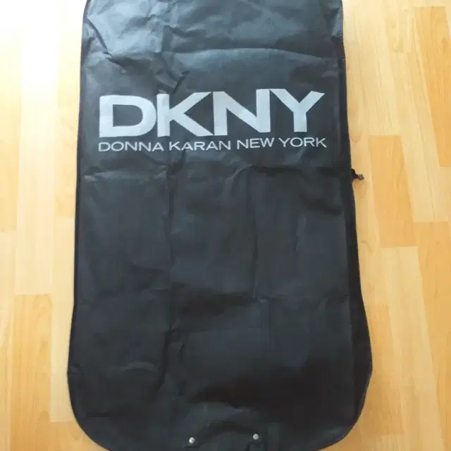 DKNY 이태리 원단 수트 정장