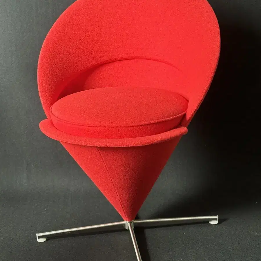 비트라 콘체어 Vitra cone chair 베르너 팬톤