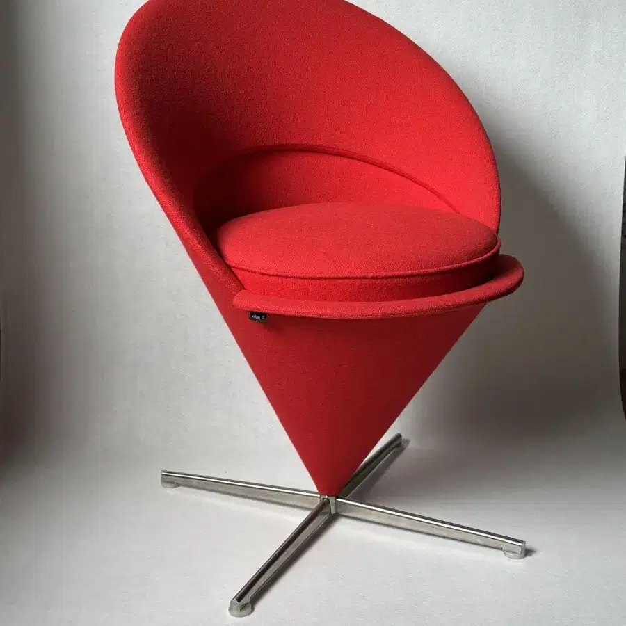 비트라 콘체어 Vitra cone chair 베르너 팬톤