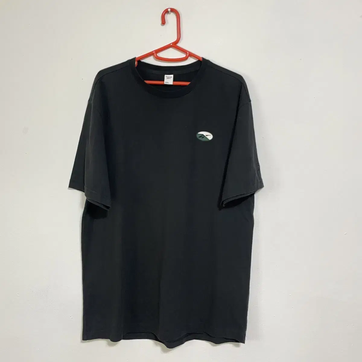 C354 Reebok Black Short Sleeve T-Shirt XL