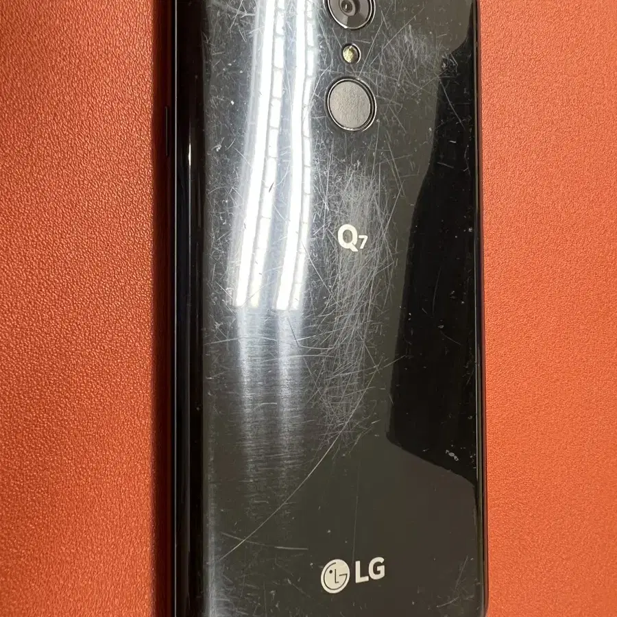 LG Q7 스마트폰 LTE - 음악감상 특화폰 DTS:X 음향 지원