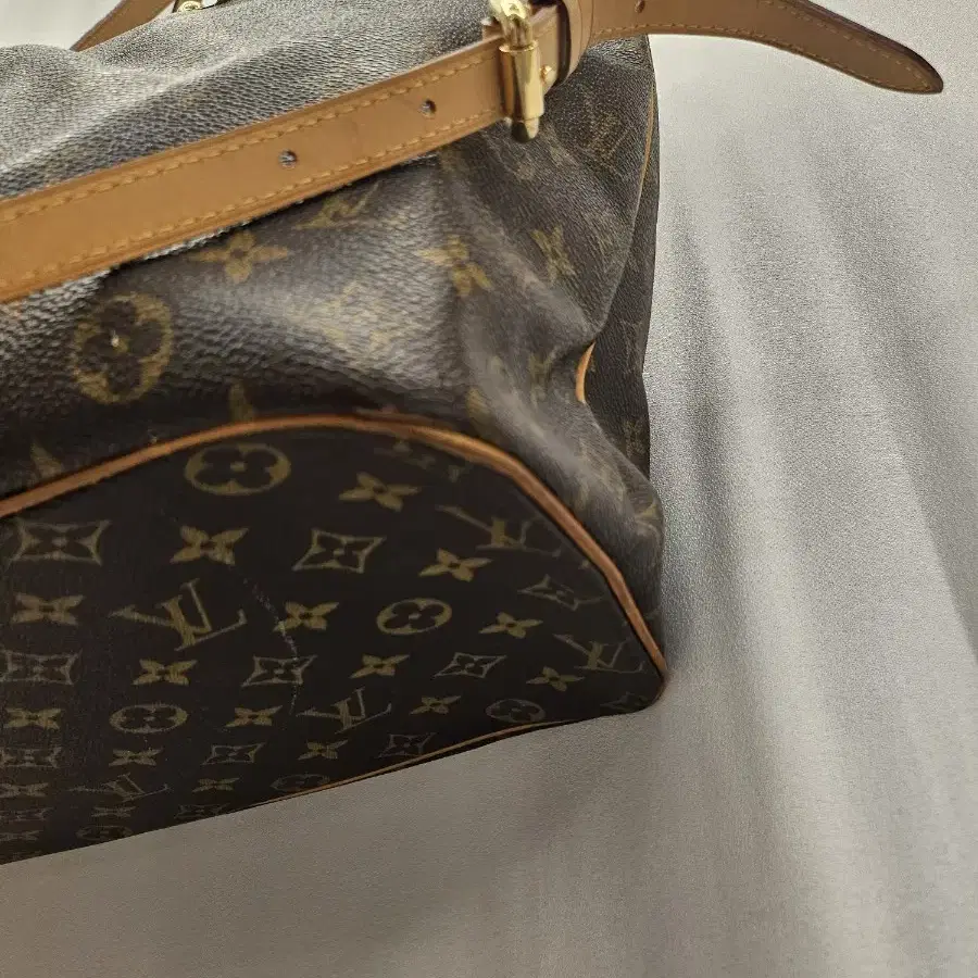 루이비통 LOUIS VUITTON 팔레모 GM 토드 숄더백