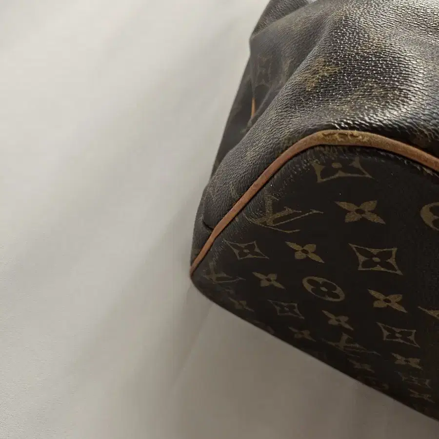 루이비통 LOUIS VUITTON 팔레모 GM 토드 숄더백