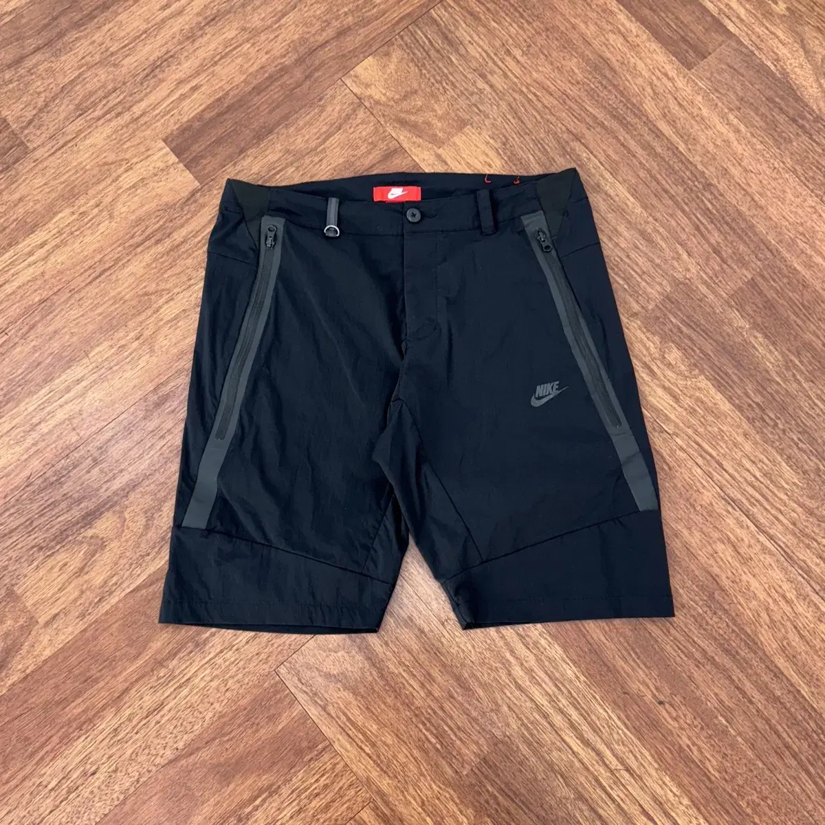 36 Nike Bonded Black Woven Vahn Shorts