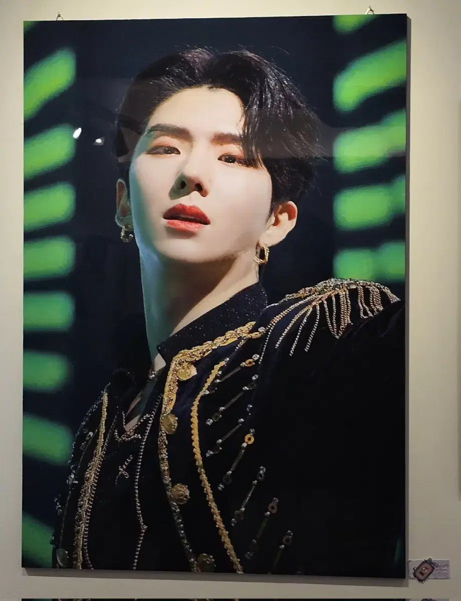 지구님 kihyun이 melmu A1 acrylic framed wts