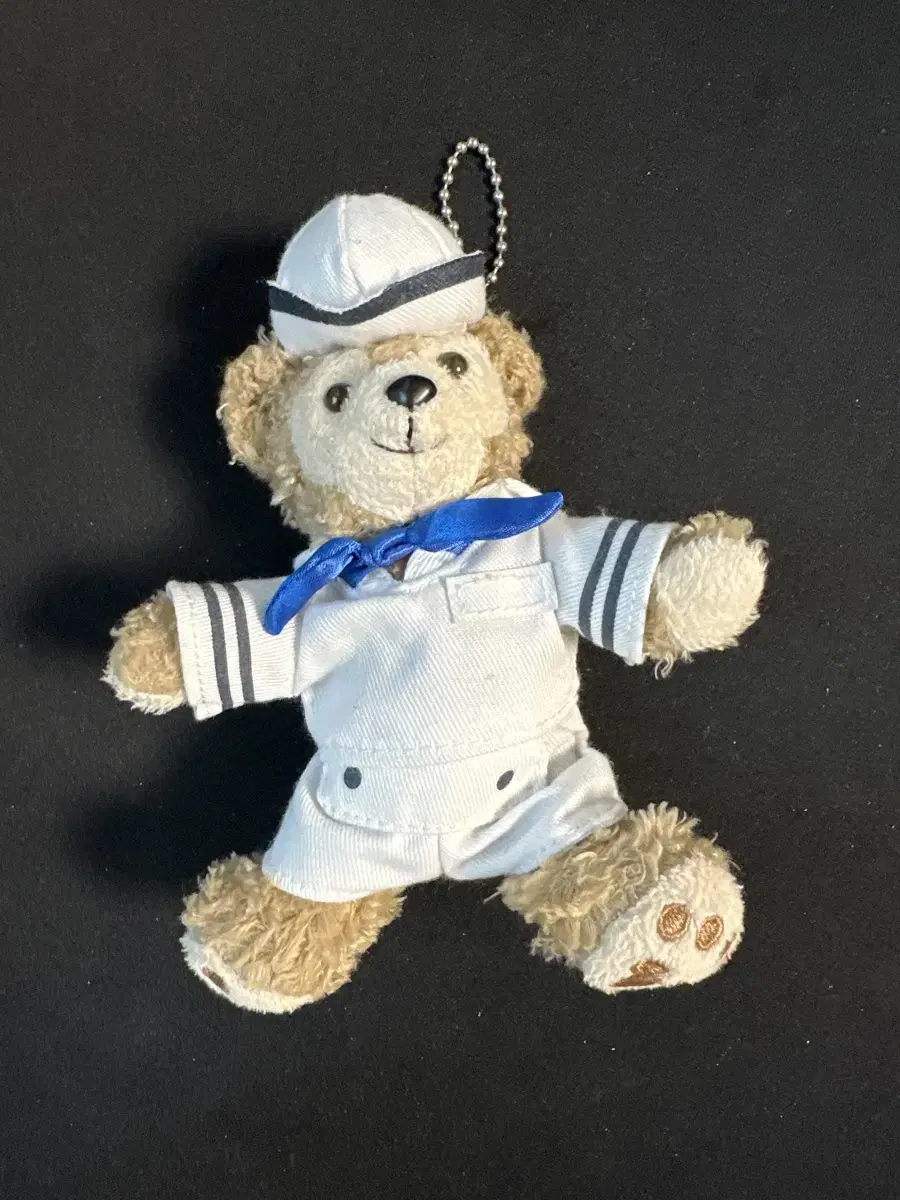 Disneyland Duffy doll keyring