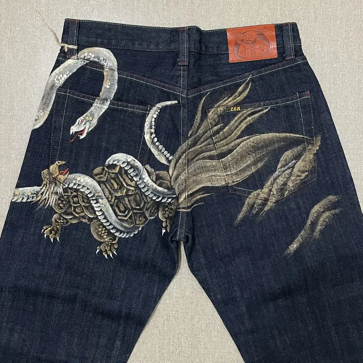 [NEW] Japan xen oil painting denim jeans 30