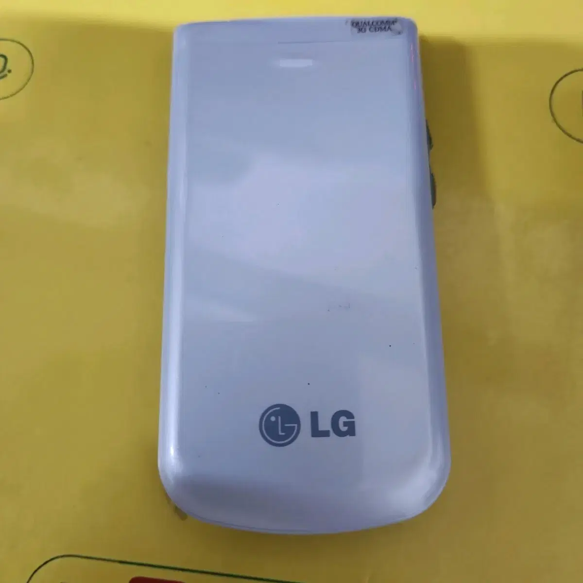 a급 아이스크림폰2(lg-lu1600) gdp-1066 개통불가 소장용