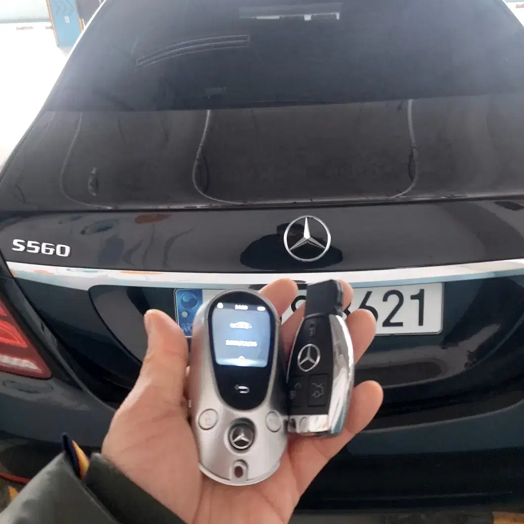 벤츠 고성능 AMG 전모델 구형 스마트키를 최신형 LCD 디지털키로 개조