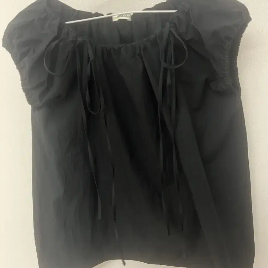 oumd [made]twin ribbon blouse