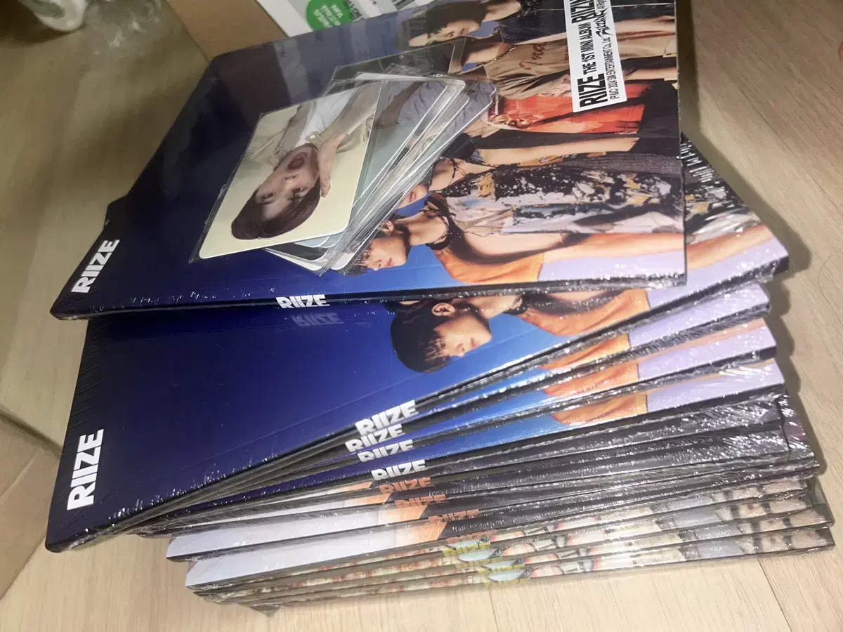 Rize unsealed album (full set with photocard)